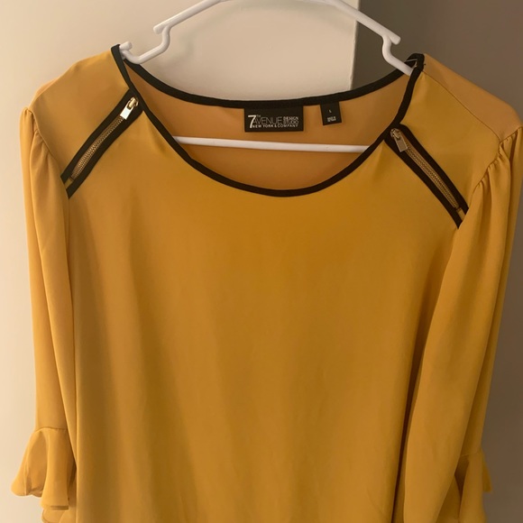 Women’s blouse - Picture 4 of 6